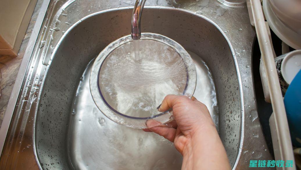 水壶水垢？这些家庭清洁技巧不容错过 (水壶 垢)