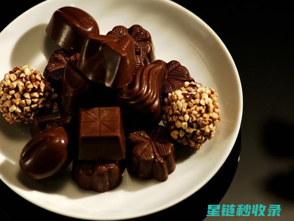 为什么巧克力一碰到嘴唇就会融化？ (为什么巧克力囊肿要尽快怀孕)